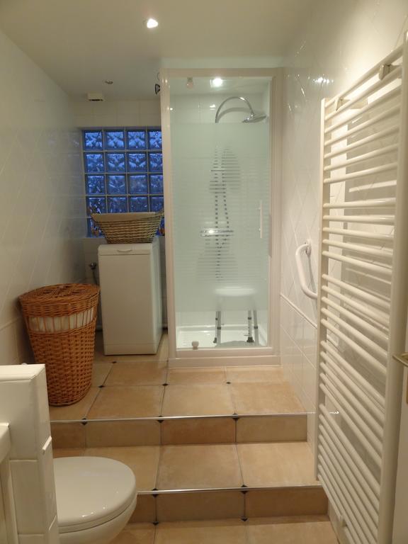 Le Loft Campagnard Apartment Живерни Стая снимка